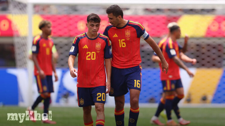 spain-midfield-2010-1783262139944-1200x675.jpg