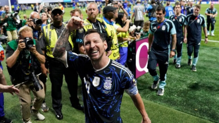 sportsnews-tn8-91961784176704.jpg