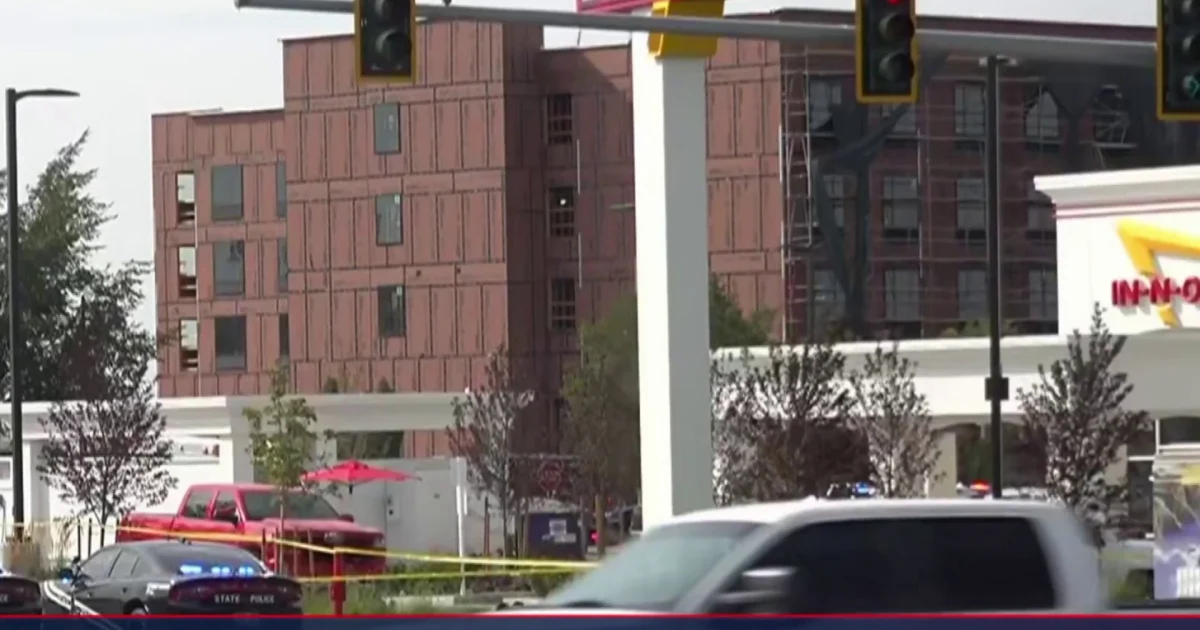 1785712065757_wnn_dgi_new_video_shows_moment_hero_fires_at_shooter_at_idaho_inandout_260802_S3_1920x.webp