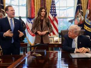 2025-11-17T200713Z_5358050_RC27YHA27NBL_RTRMADP_3_USA-TRUMP-1786776934.jpg