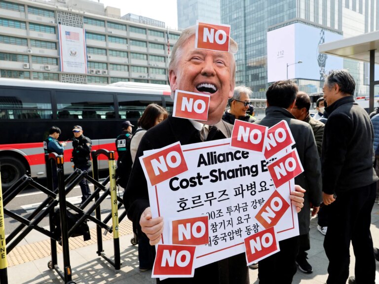 2026-03-16T082617Z_1488819421_RC2E5KAH65LK_RTRMADP_3_IRAN-CRISIS-SOUTHKOREA-PROTEST-1787187535.jpg
