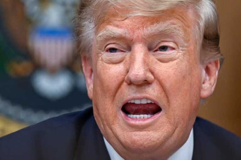 2026-07-31T170857Z_1394911295_RC23PMAFOYL6_RTRMADP_3_USA-TRUMP.JPG