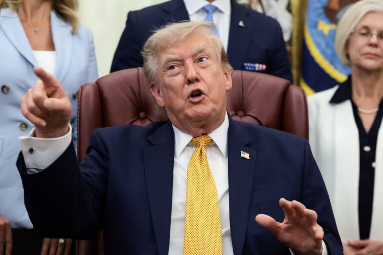 2026-08-03T185319Z_684638_RC22RMA599HN_RTRMADP_3_USA-TRUMP.JPG