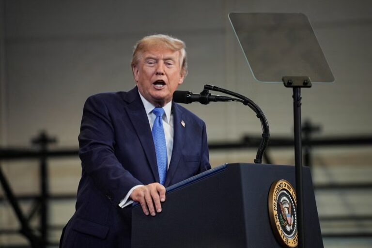 2026-08-14T193758Z_989208671_RC2JYMAG8X0A_RTRMADP_3_USA-TRUMP.JPG