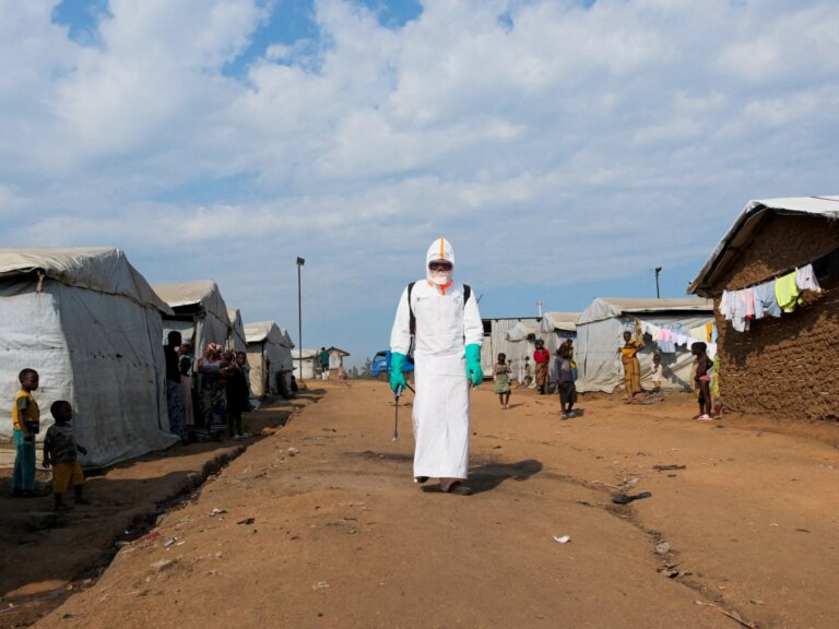 2026-08-21T112538Z_1019628448_RC23WLAWITCL_RTRMADP_3_HEALTH-EBOLA-UN-1787523055.jpg