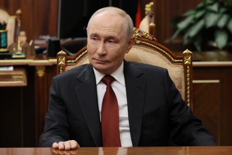 2026-08-22T155055Z_625699259_RC2Q3NALWC0M_RTRMADP_3_UKRAINE-CRISIS-RUSSIA-PUTIN.JPG