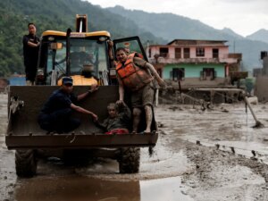 2026-08-27T004248Z_13831542_RC2A6NA5OWA5_RTRMADP_3_NEPAL-FLOODS-1787794347.jpg