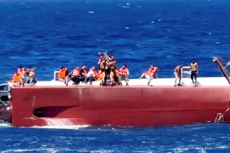 2026-08-30T145628Z_272988605_RC229NATPGZ3_RTRMADP_3_CYPRUS-VESSEL-CAPSIZE-RESCUE.JPG