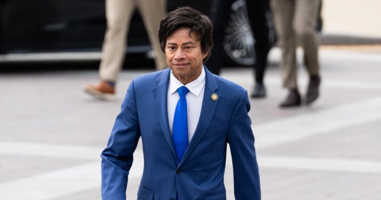 260804-Shri-Thanedar-vsb-2101-5b541e.jpg