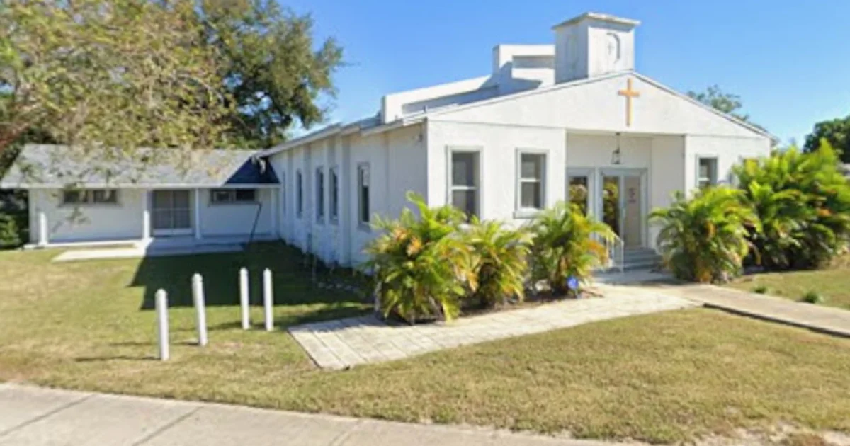 260805-st-james-free-will-church-florida-mn-1220-053e25.jpg