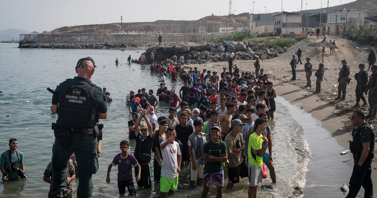 260807-ceuta-spain-migrants-mb-1421-df9f10.jpg