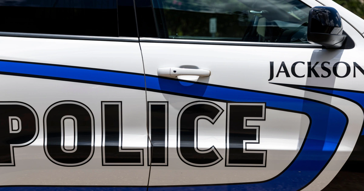 260810-jackson-police-department-car-vl-242p-9879bd.jpg