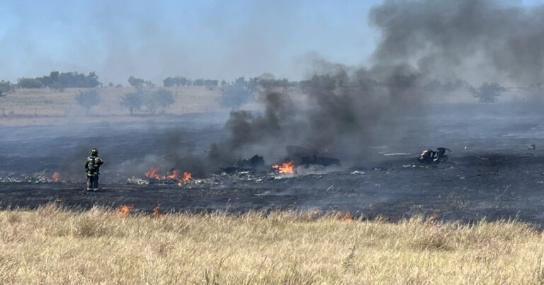 260812-salado-texas-helicopter-crash-ew-543p-eecc75.jpg