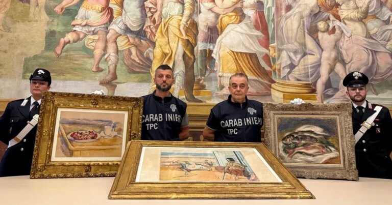 260814-italian-police-art-ch-1236-b0771d.jpg