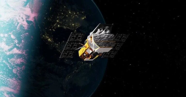 260819-swift-over-earth-animation-2025-ew-305p-0c7670.jpg