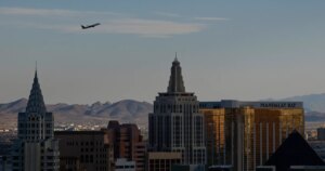 260821-vegas-airport-vsb-2040-f77747.jpg