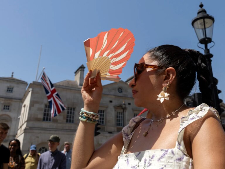 AFP__20260625__B8AL7GV__v1__HighRes__BritainEnvironmentClimateHeatwave-1783590252.jpg