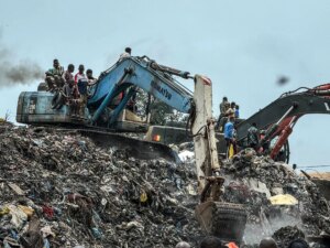 AFP__20260823__C6BN4GG__v4__HighRes__TopshotGuineaDisasterLandslideWaste-1787561568.jpg