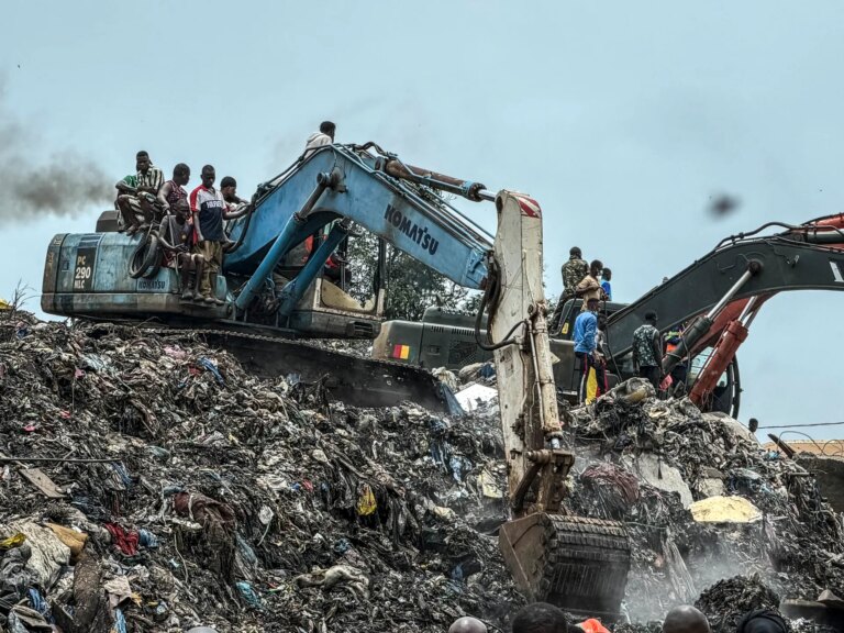 AFP__20260823__C6BN4GG__v4__HighRes__TopshotGuineaDisasterLandslideWaste-1787561568.jpg