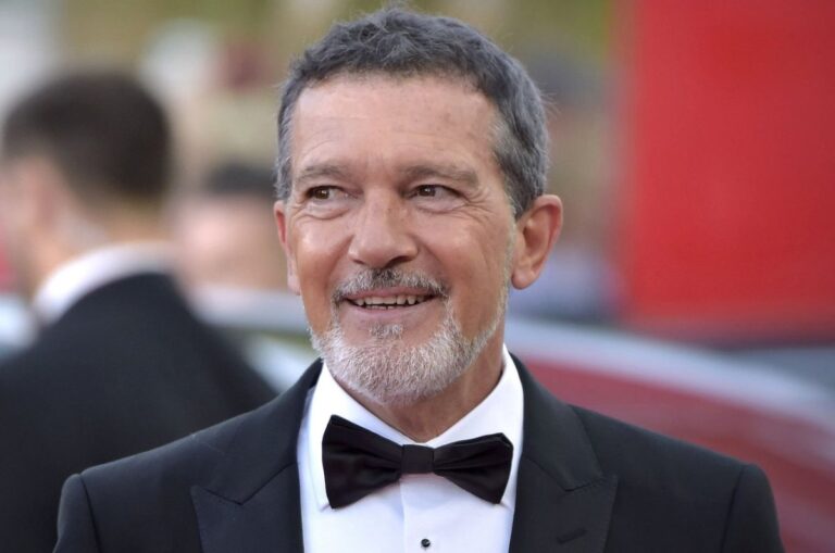 Antonio-Banderas-to-be-honored-for-social-impact-at-Premios-Juventud.jpg