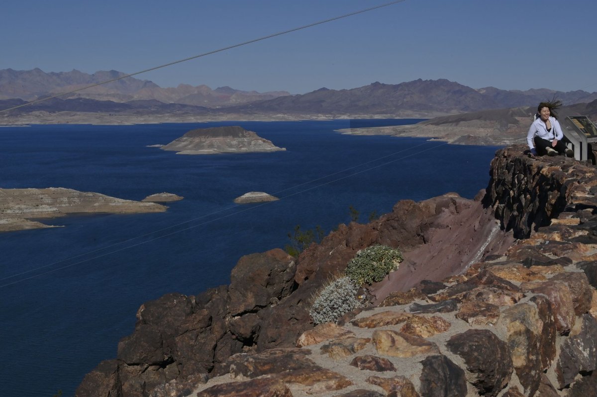 Ariz-Calif-Nevada-face-reductions-in-Colo-River-water-deliveries.jpg