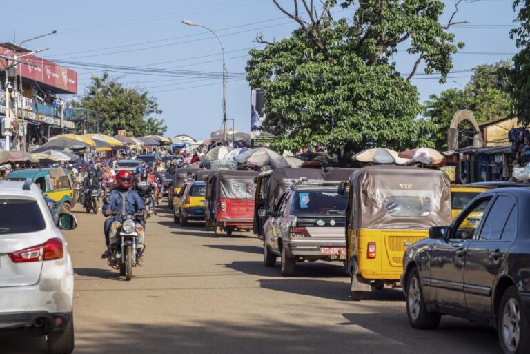 At-least-30-dead-after-landslide-at-garbage-dump-in-Guinean-capital.jpg