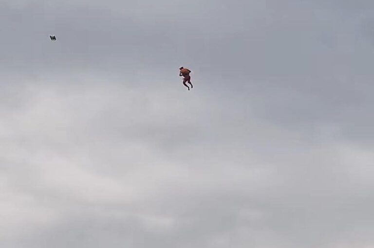 Blobbing-jumpers-launch-man-92-feet-into-the-air-to-break-record.jpg