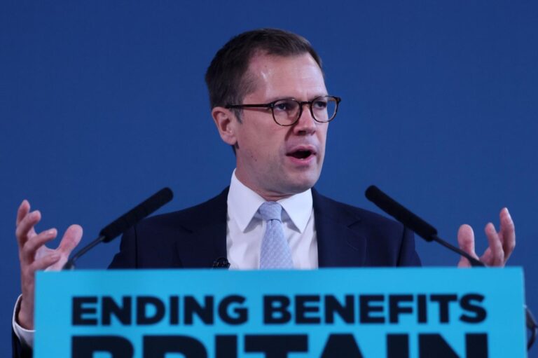 Britains-Reform-UK-vows-to-cut-annual-welfare-bill-by-68B.jpg