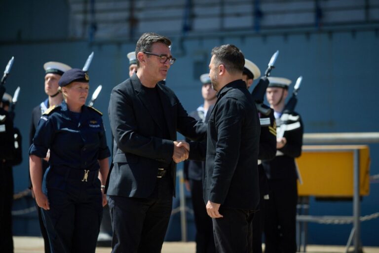 British-PM-Burnham-pledges-to-share-long-range-missile-tech-with-Ukraine.jpg