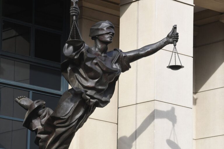 CEO-sent-to-prison-for-largest-Ponzi-scheme-in-Georgia-history.jpg