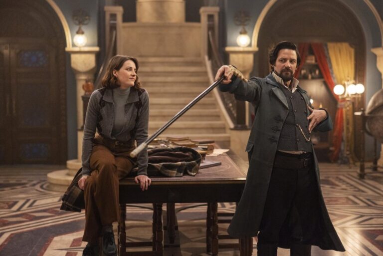 Callum-McGowan-Vikram-comes-to-terms-with-new-reality-in-Librarians.jpg