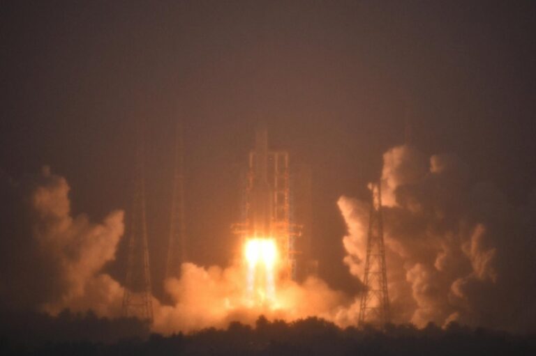 Chinas-Change-7-lunar-mission-postponed-due-to-poor-weather.jpg