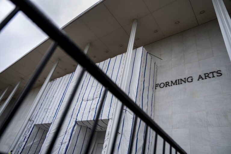 DOJ-says-Kennedy-Center-should-be-demolished-if-rennovations-blocked.jpg