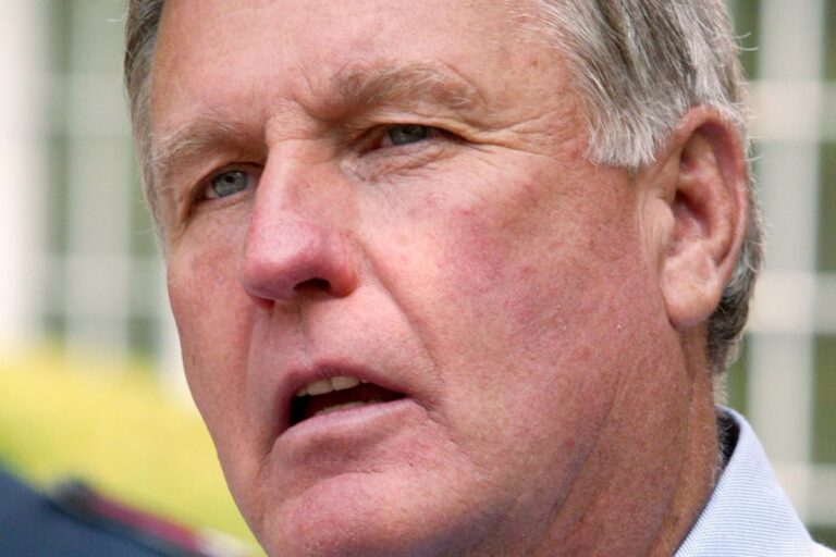 Former-MLB-pitcher-Tommy-John-known-for-namesake-surgery-dies-at-83.jpg