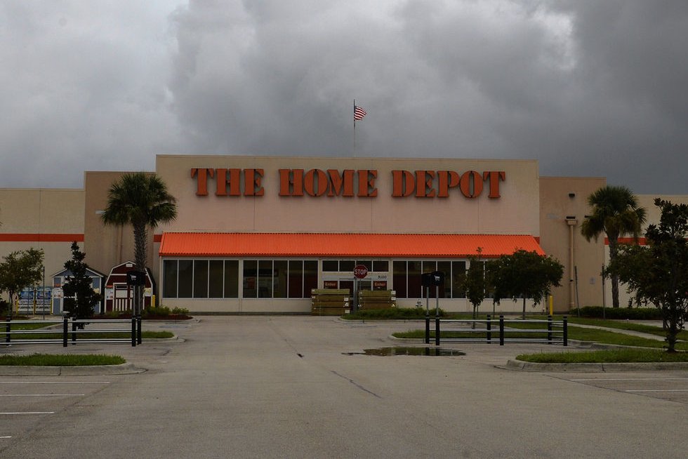 Home-Depot-CEO-takes-medical-leave-two-execs-take-over-temporarily.jpg