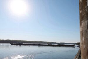 Hungary-sinks-barges-into-Danube-River-to-stave-off-energy-crisis.jpg