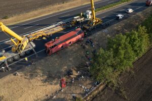 Hungary_Bus_Crash_21981.jpg