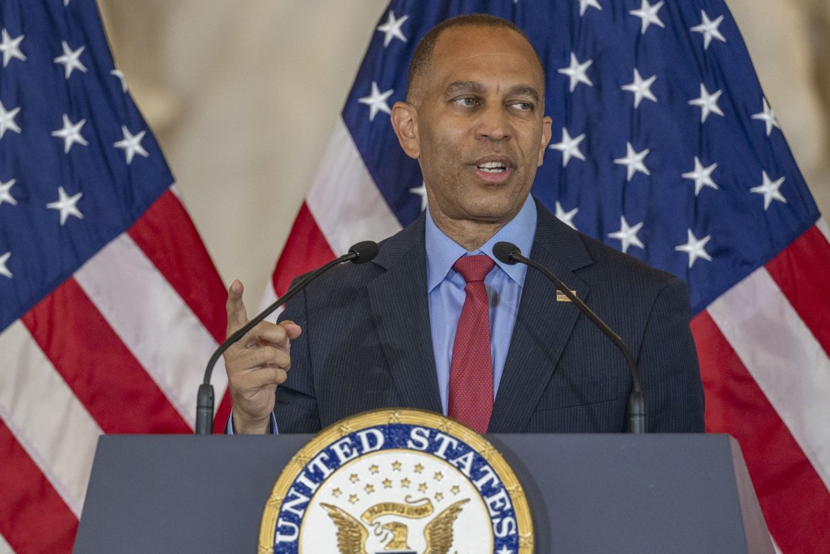 Jeffries-vows-to-hold-Trump-cartel-accountable-after-Kushner-meeting.jpg