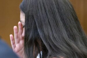 Lindsay_Clancy_Trial_43_39.jpg