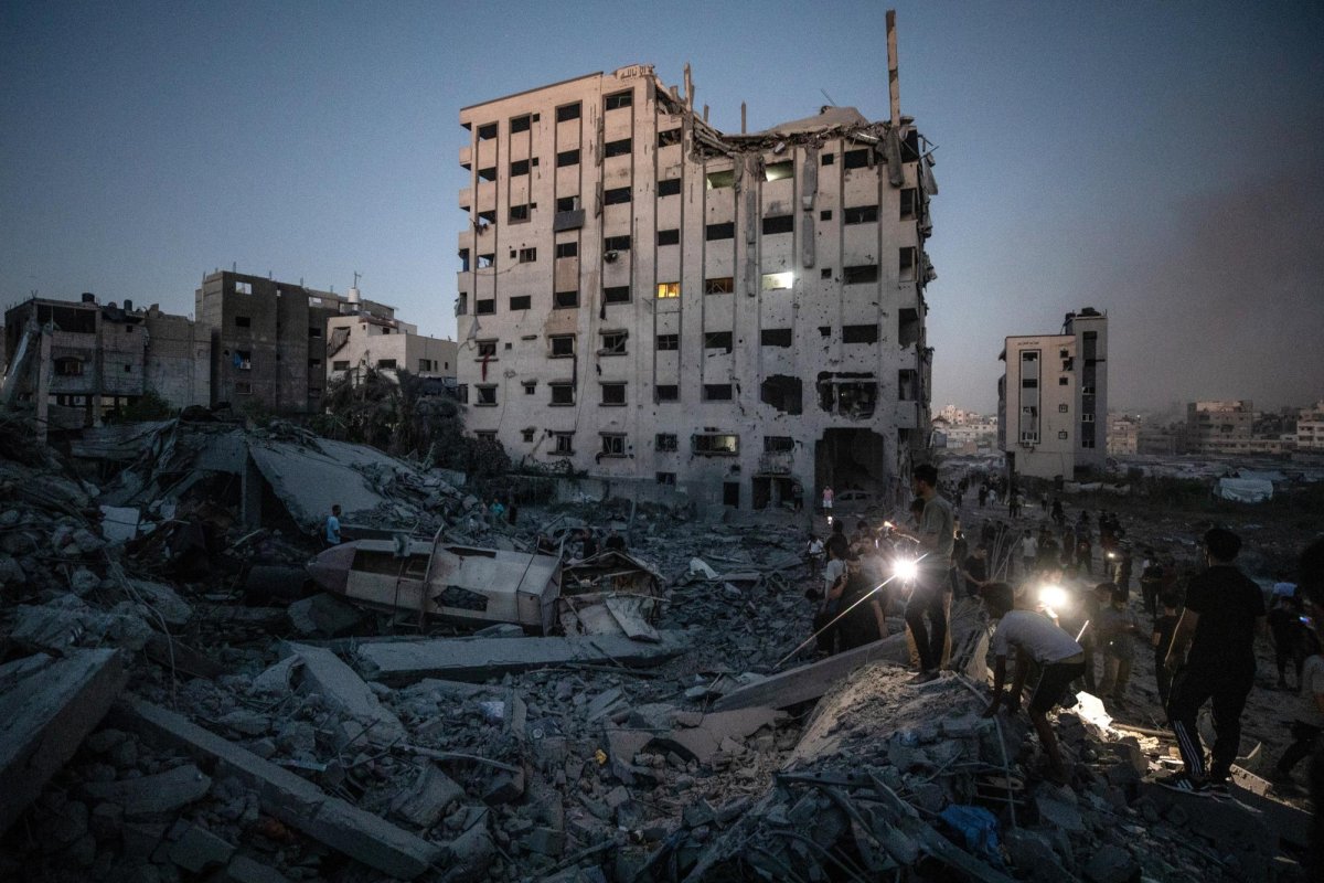 Mass-funeral-takes-place-in-Gaza-for-112-victims-of-Israeli-strike.jpg