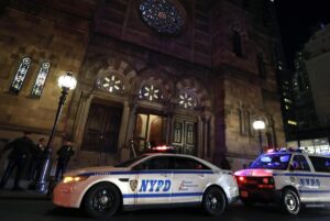 NYC-man-charged-with-hate-crime-in-synagogue-attack.jpg