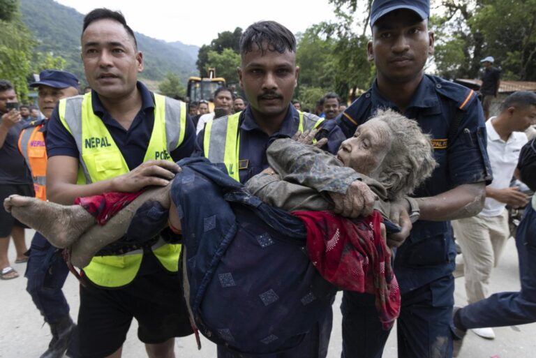 Nepal-flash-flood-death-toll-climbs-to-177-with-hundreds-still-missing.jpg