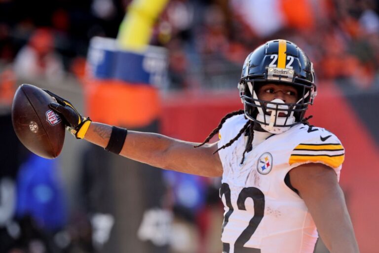 New-York-Giants-running-back-Najee-Harris-agree-to-1-year-deal.jpg