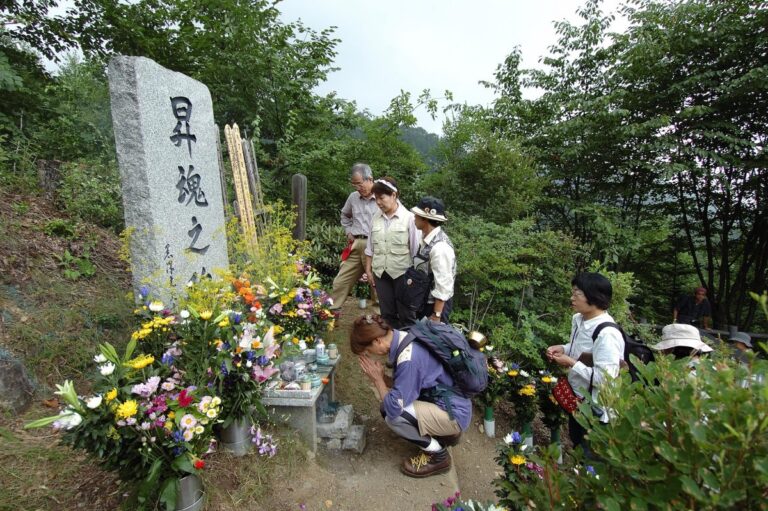 On-This-Day-Japan-Air-Lines-flight-crashes-in-deadliest-air-accident.jpg
