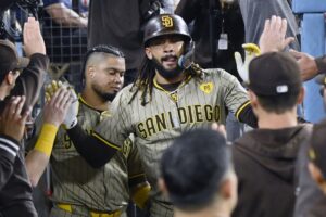 Padres-Fernando-Tatis-Jr-robs-grand-slam-homers-twice-vs-Mets.jpg