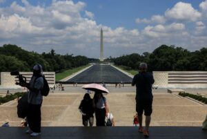 Prosecutors-admit-botched-installation-damaged-DC-reflecting-pool.jpg