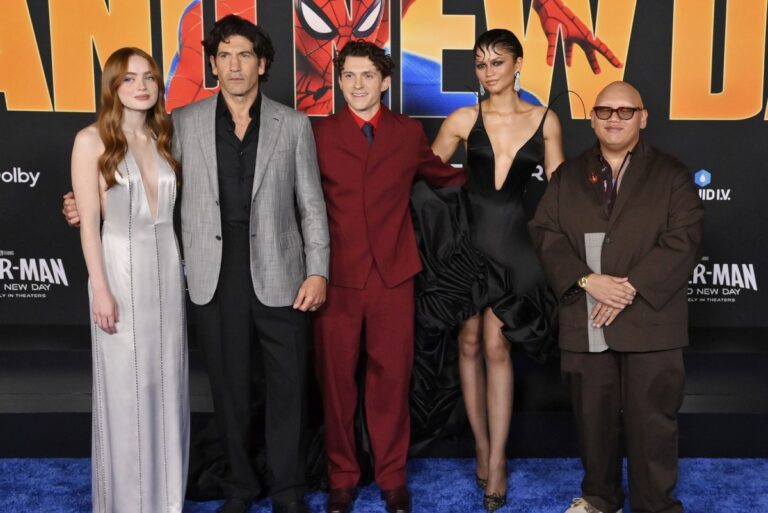 Spider-Man-Brand-New-Day-tops-North-American-box-office-with-355M.jpg