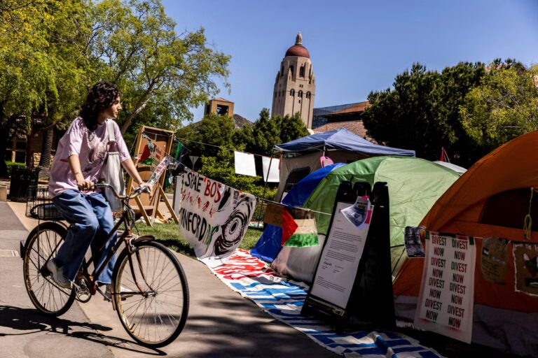Stanford_Protests_10853.jpg