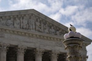 Supreme-Court-Trump-can-start-carrying-out-order-on-mail-in-voting.jpg