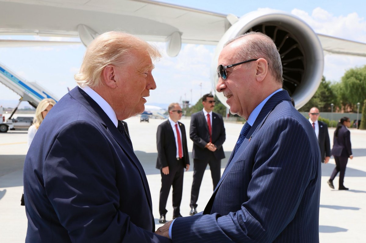 Trump-confirms-secret-plane-switch-amid-Iranian-assassination-threat.jpg